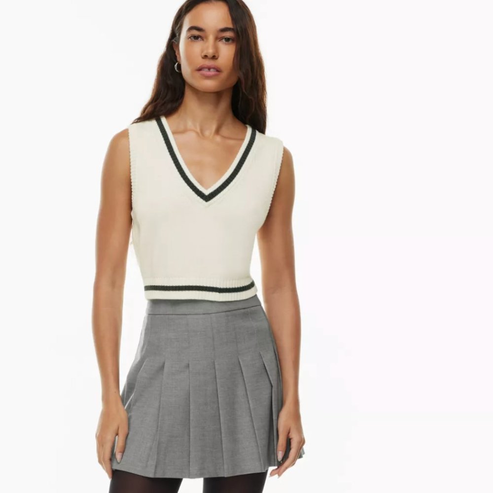 Aritzia Sunday Best Quinn Sweater Vest XS
